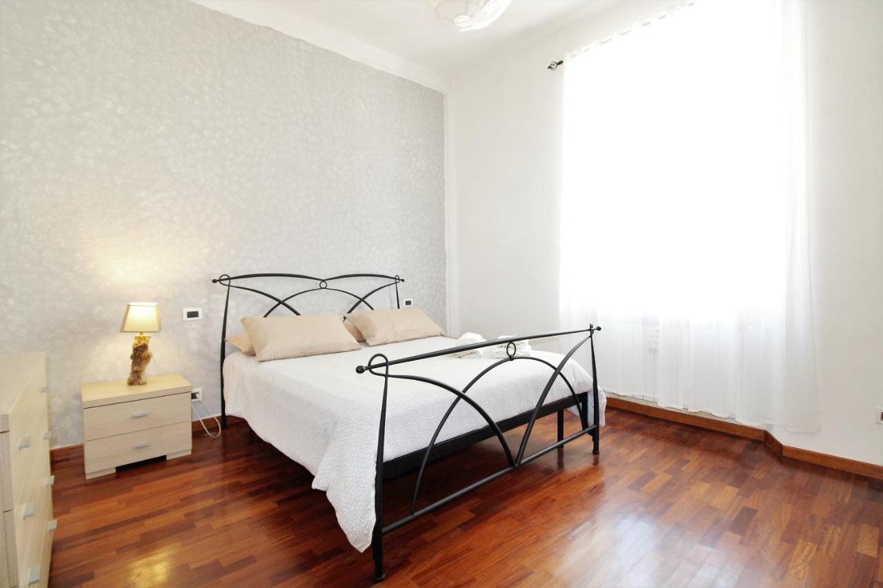 Le Case Di Italo - Viale Ippolito Nievo 21 Apartman Livorno Kültér fotó